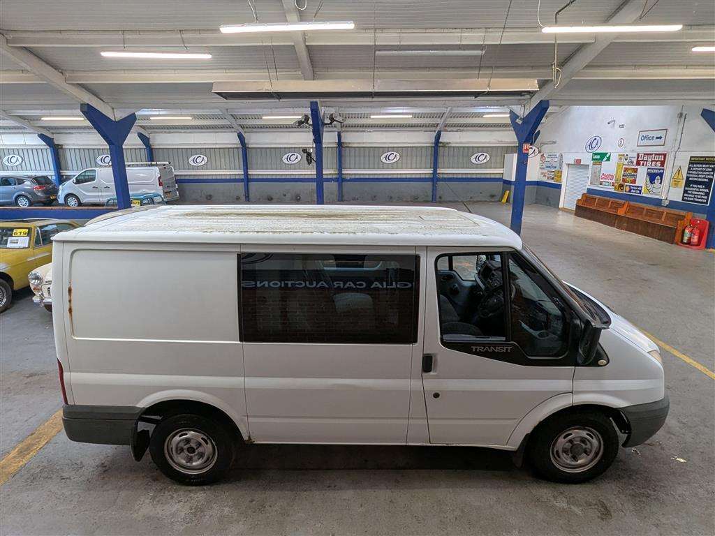 <p>2013 FORD TRANSIT 125 T260 FWD</p>