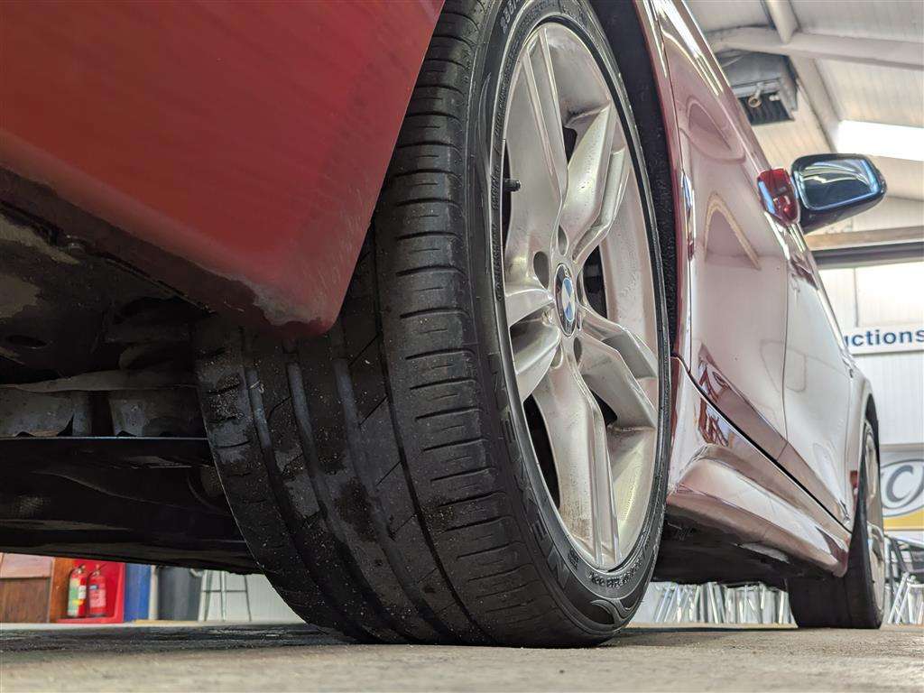 <p>2013 BMW 325D M SPORT</p>