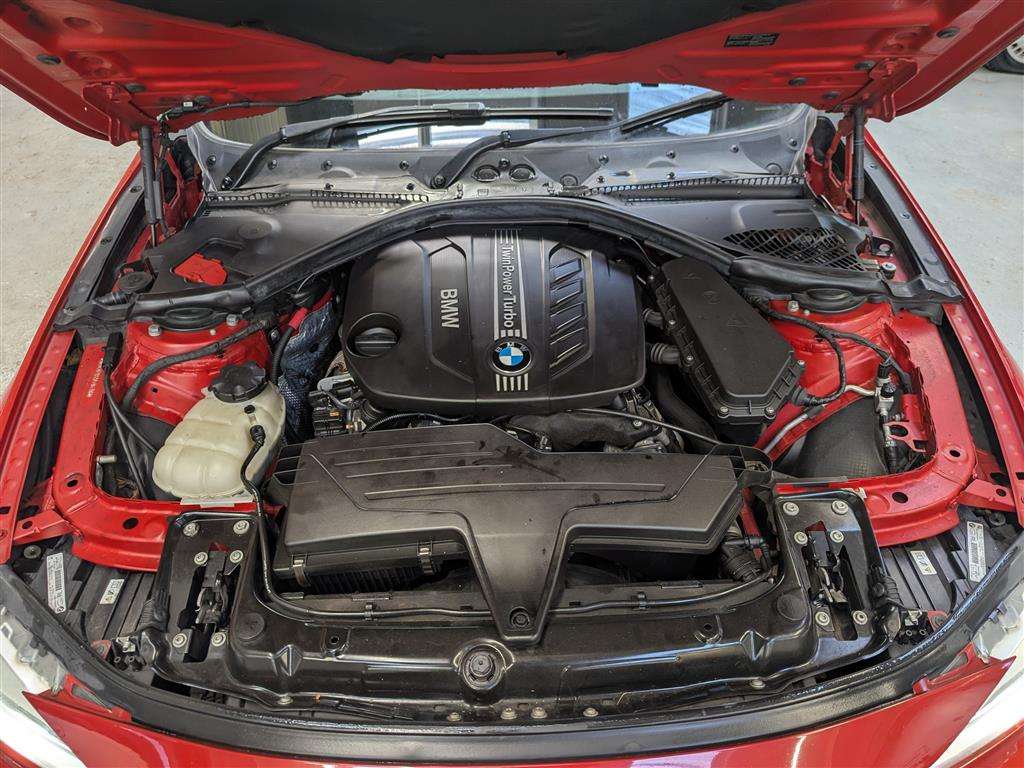 <p>2013 BMW 325D M SPORT</p>