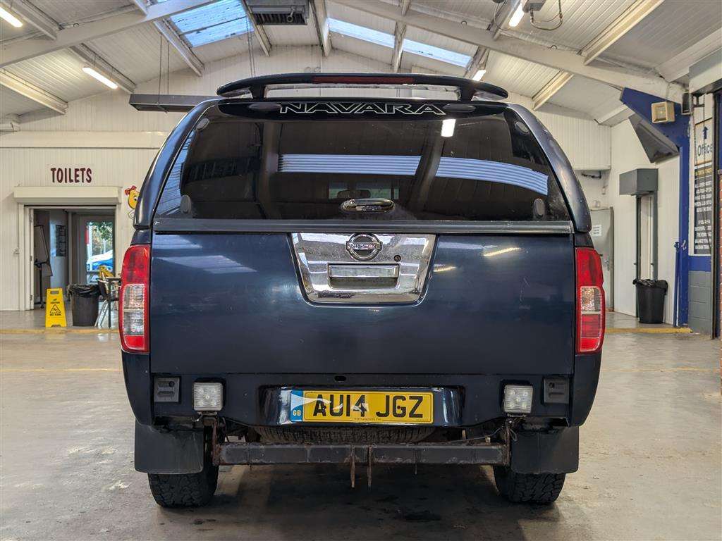 <p>2014 NISSAN NAVARA VISIA DCI</p>