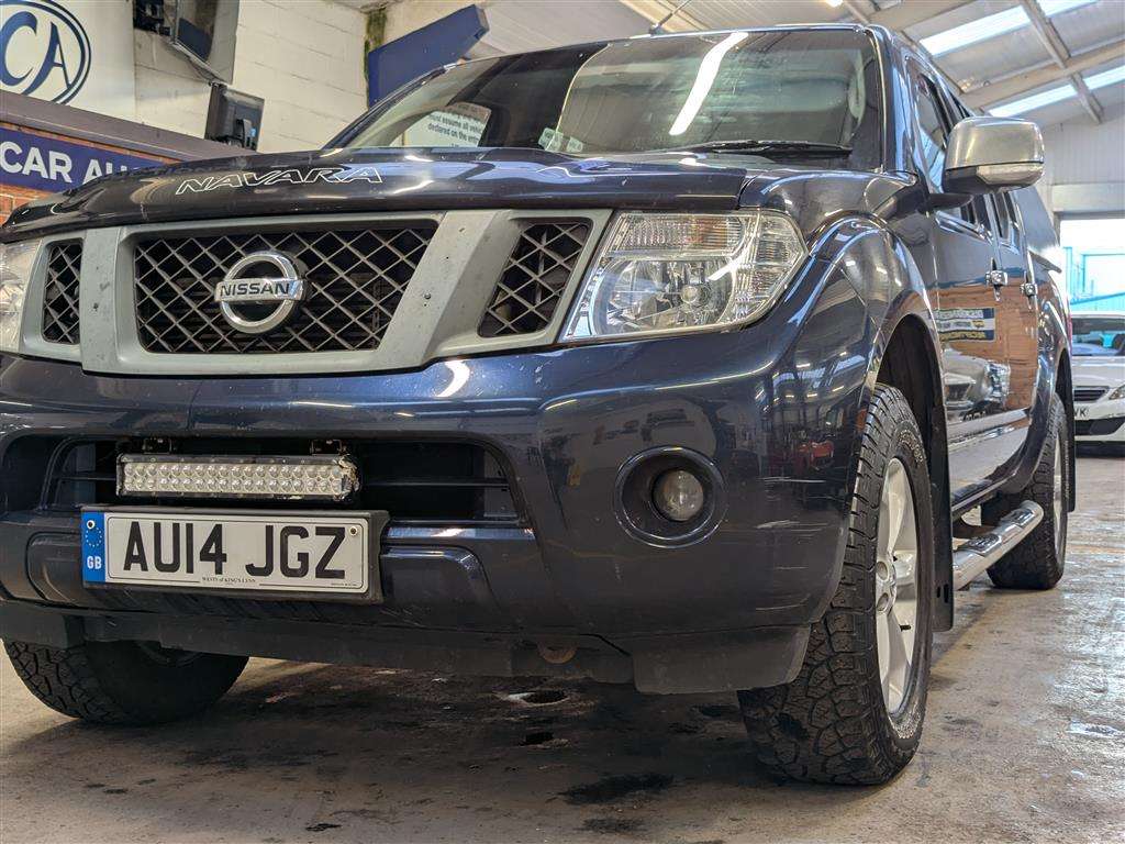 <p>2014 NISSAN NAVARA VISIA DCI</p>