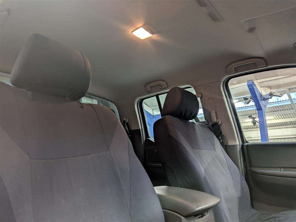 <p>2014 NISSAN NAVARA VISIA DCI</p>