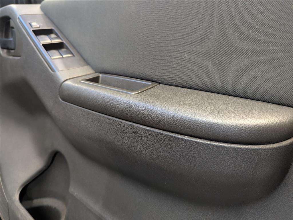 <p>2014 NISSAN NAVARA VISIA DCI</p>