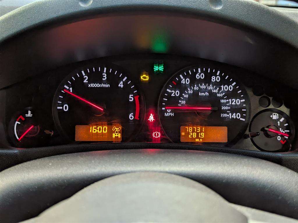 <p>2014 NISSAN NAVARA VISIA DCI</p>