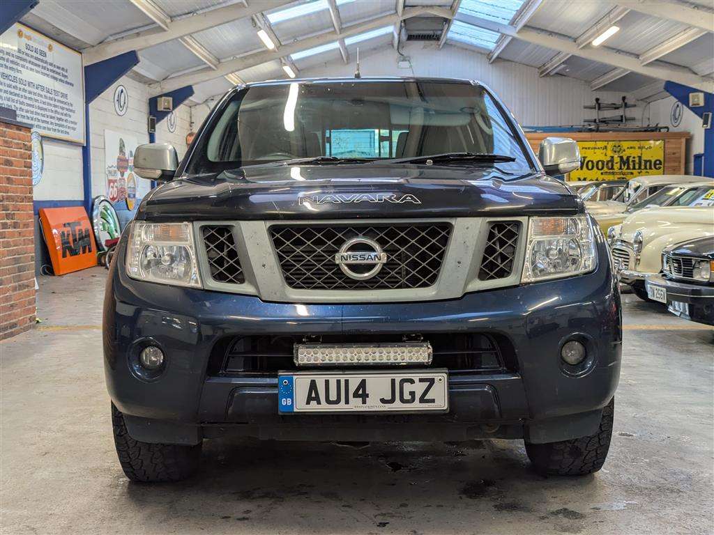 <p>2014 NISSAN NAVARA VISIA DCI</p>