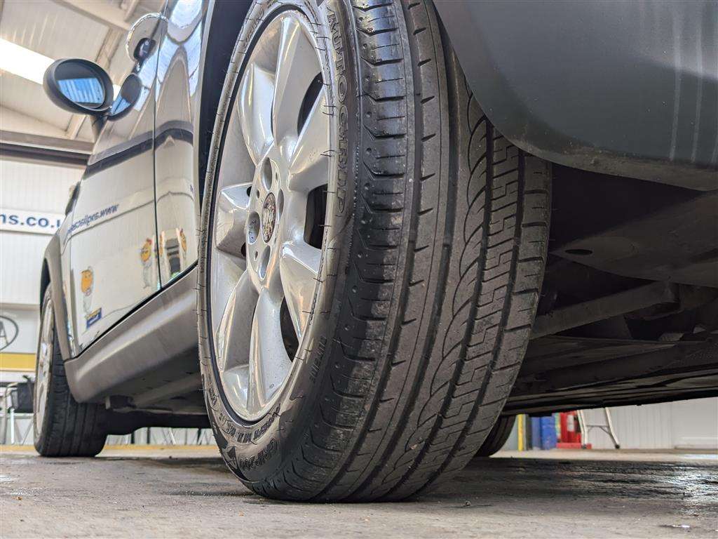 <p>2010 MINI ONE</p>