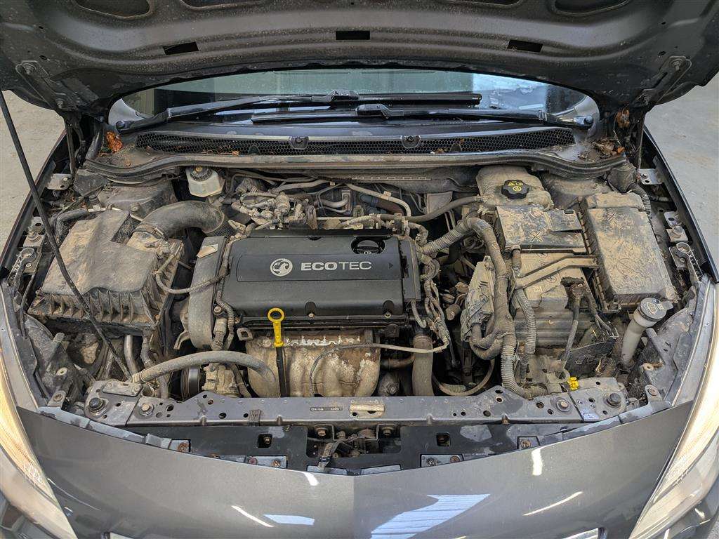 <p>2012 VAUXHALL ASTRA ACTIVE</p>