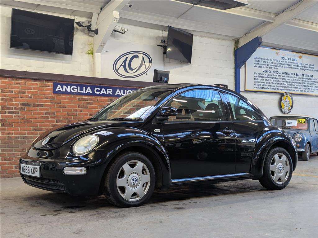 <p>2000 VOLKSWAGEN BEETLE</p>