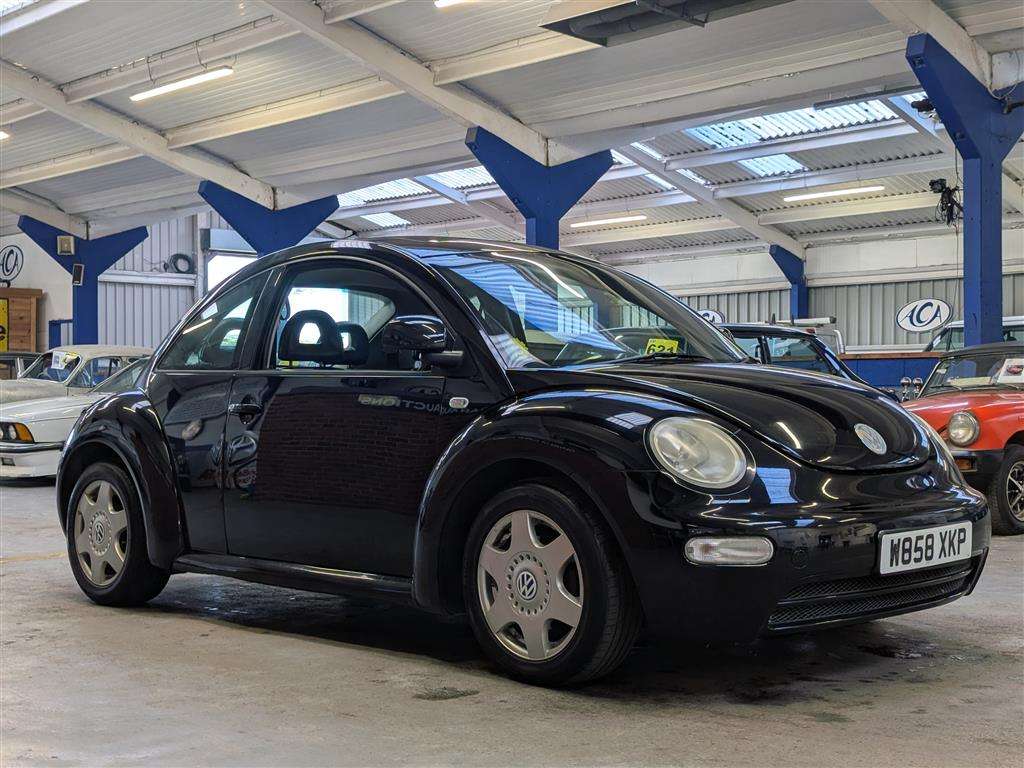 <p>2000 VOLKSWAGEN BEETLE</p>