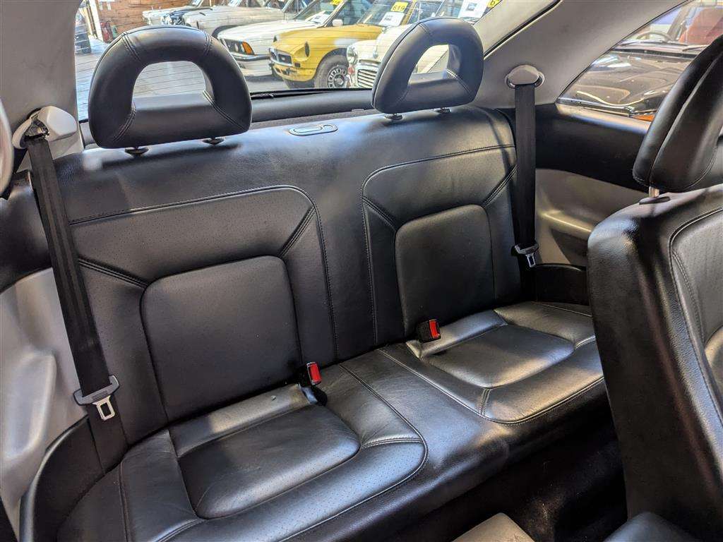 <p>2000 VOLKSWAGEN BEETLE</p>