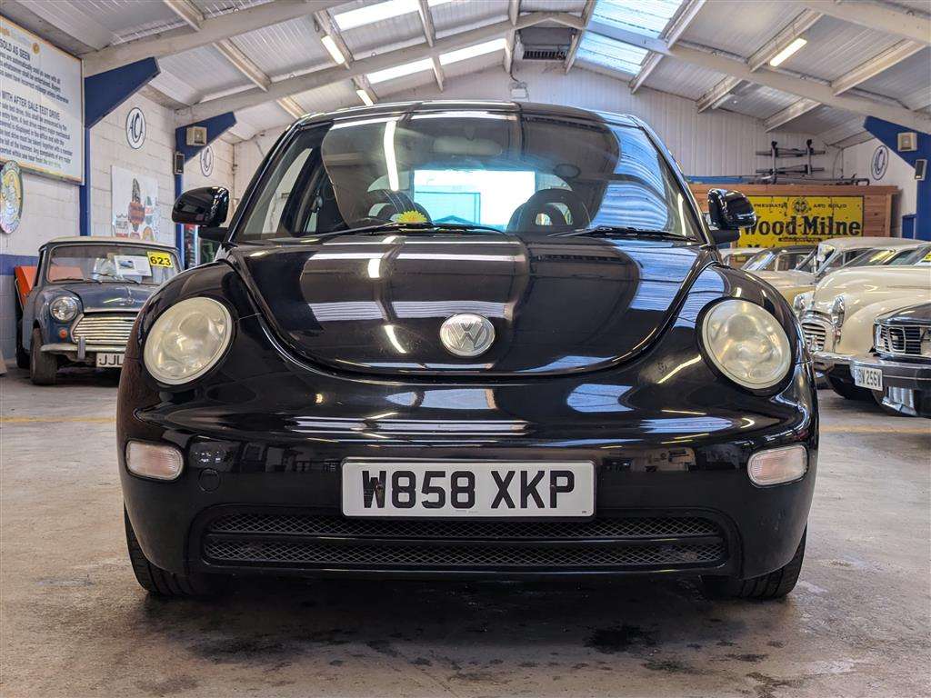 <p>2000 VOLKSWAGEN BEETLE</p>