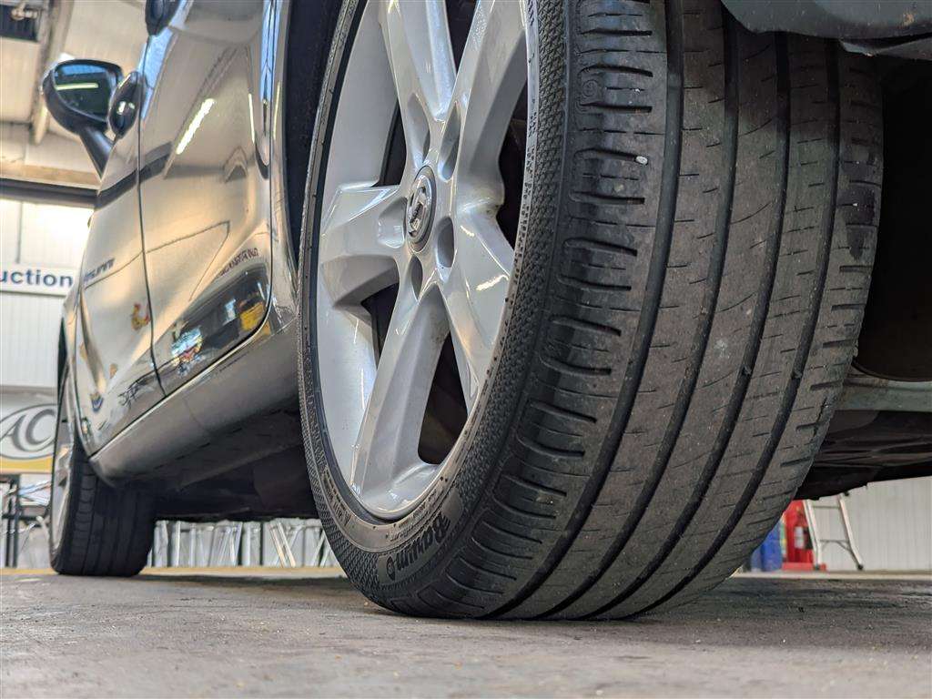 <p>2015 VAUXHALL MERIVA TECH LINE</p>