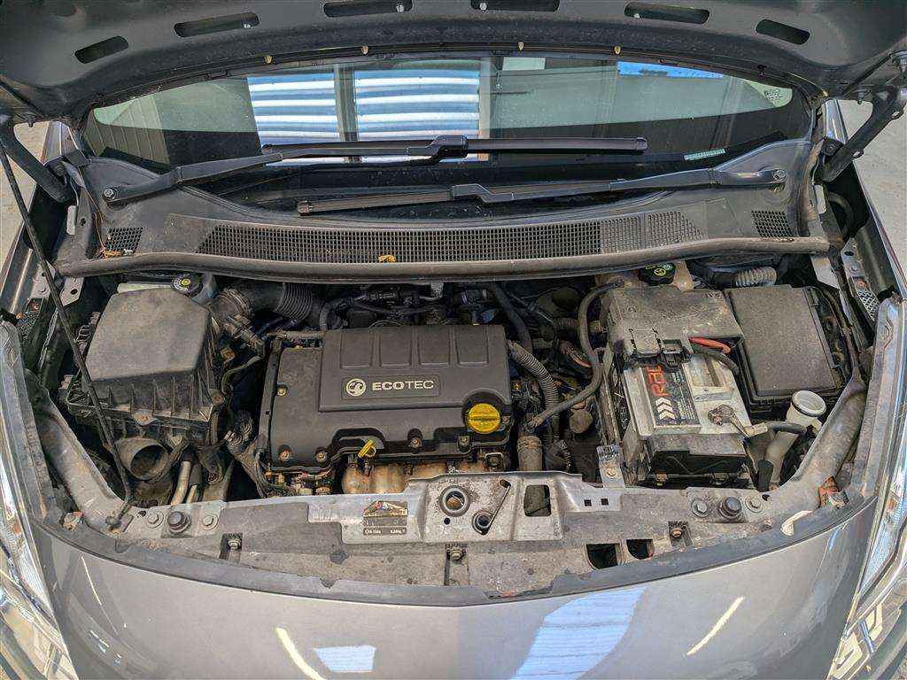 <p>2015 VAUXHALL MERIVA TECH LINE</p>