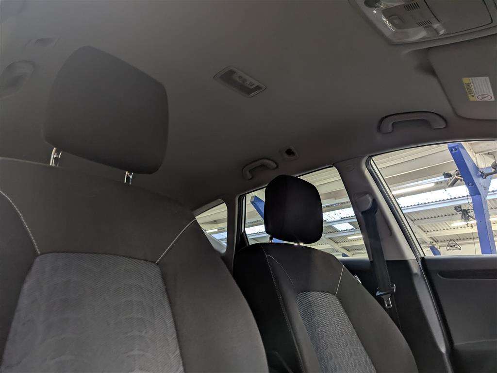 <p>2012 KIA CEED 3 CRDI AUTO</p>