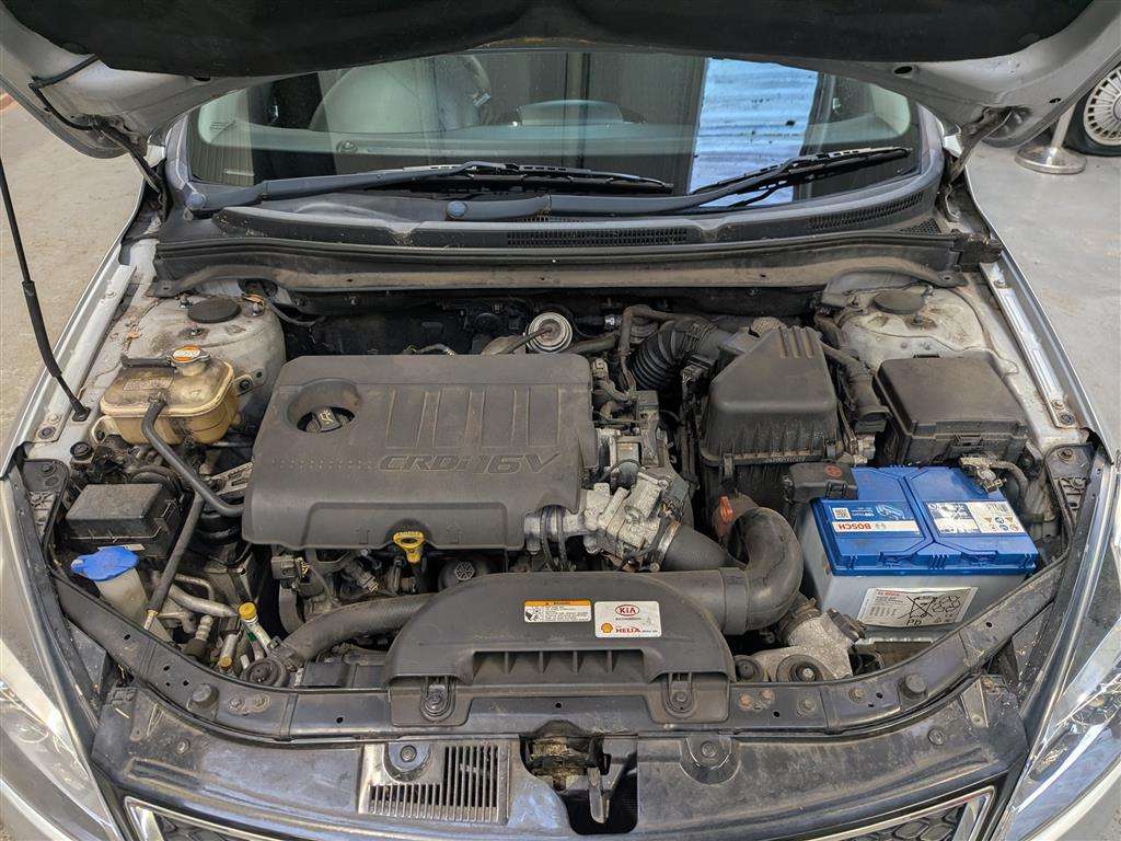 <p>2012 KIA CEED 3 CRDI AUTO</p>