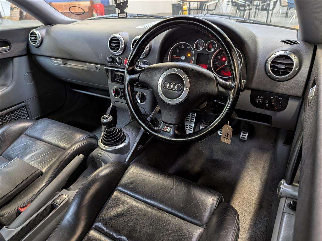 <p>1999 AUDI TT QUATTRO (180 BHP)</p>