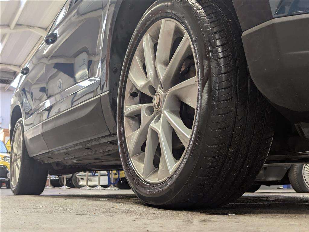 <p>2018 SKODA KAROQ SE L **SOLD</p>