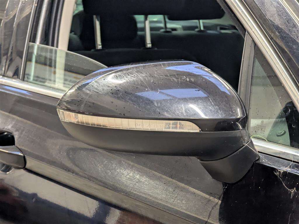 <p>2015 VOLKSWAGEN PASSAT SE BUSINESS TDI BM</p>