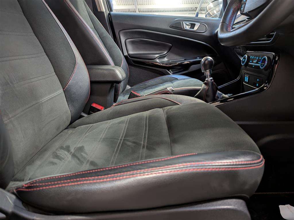 <p>2019 FORD ECOSPORT ST-LINE</p>