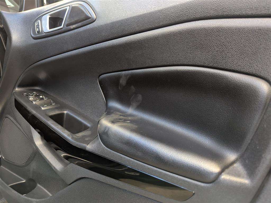 <p>2019 FORD ECOSPORT ST-LINE</p>