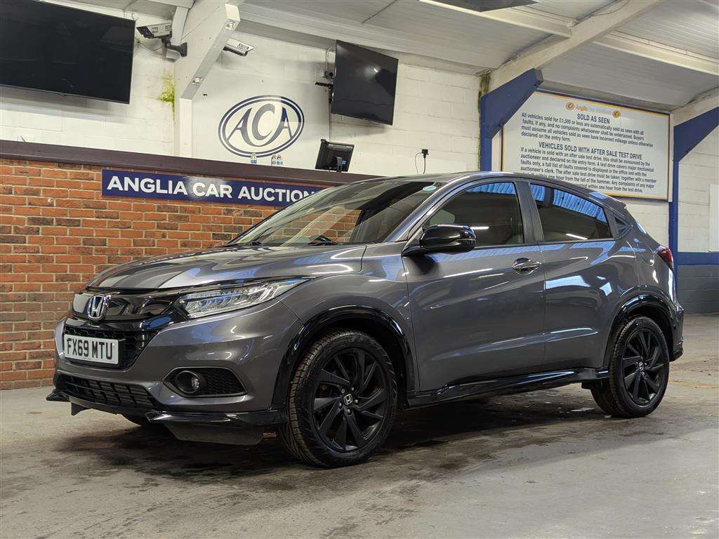 <p>2019 HONDA HR-V SPORT I-VTEC</p>