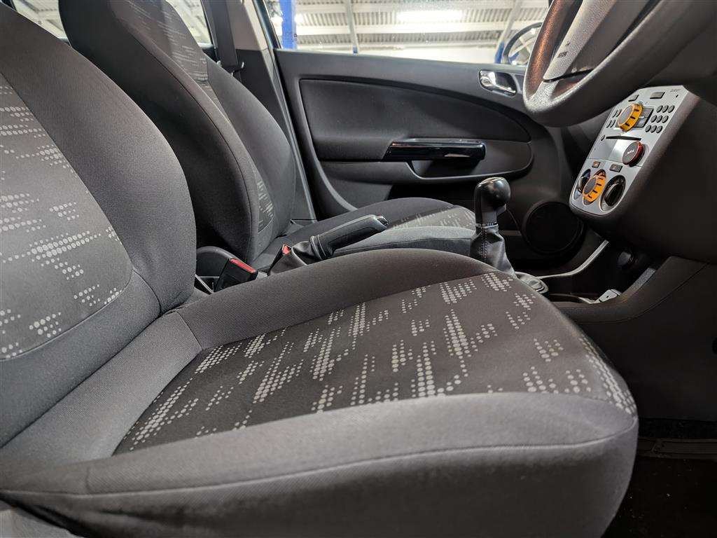 <p>2013 VAUXHALL CORSA EXCLUSIV AC ECOFLEX</p>
