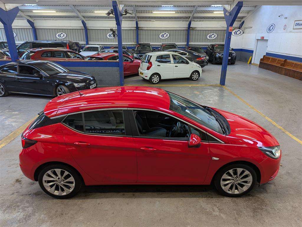 <p>2016 VAUXHALL ASTRA DESIGN</p>