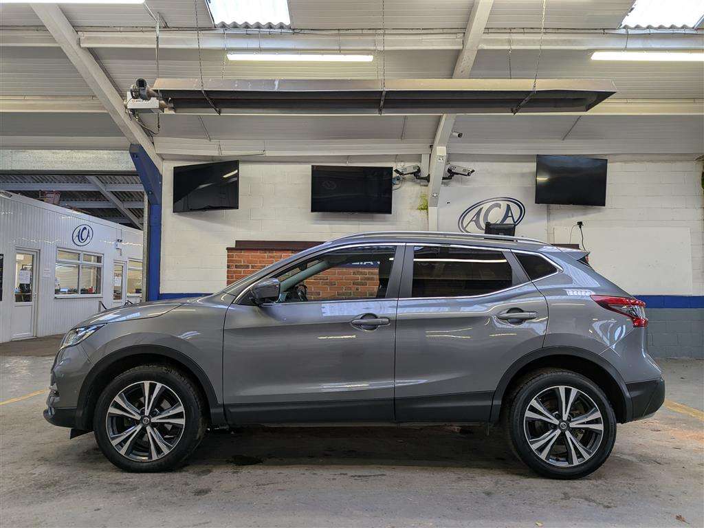 <p>2019 NISSAN QASHQAI **SOLD</p>