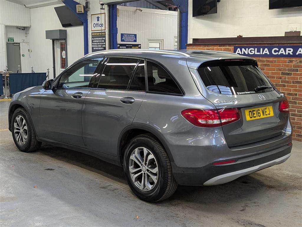 <p>2016 MERCEDES-BENZ GLC 220 D 4MATIC SE EXEC</p>