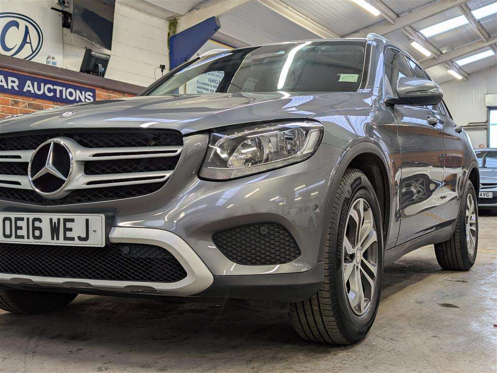 <p>2016 MERCEDES-BENZ GLC 220 D 4MATIC SE EXEC</p>
