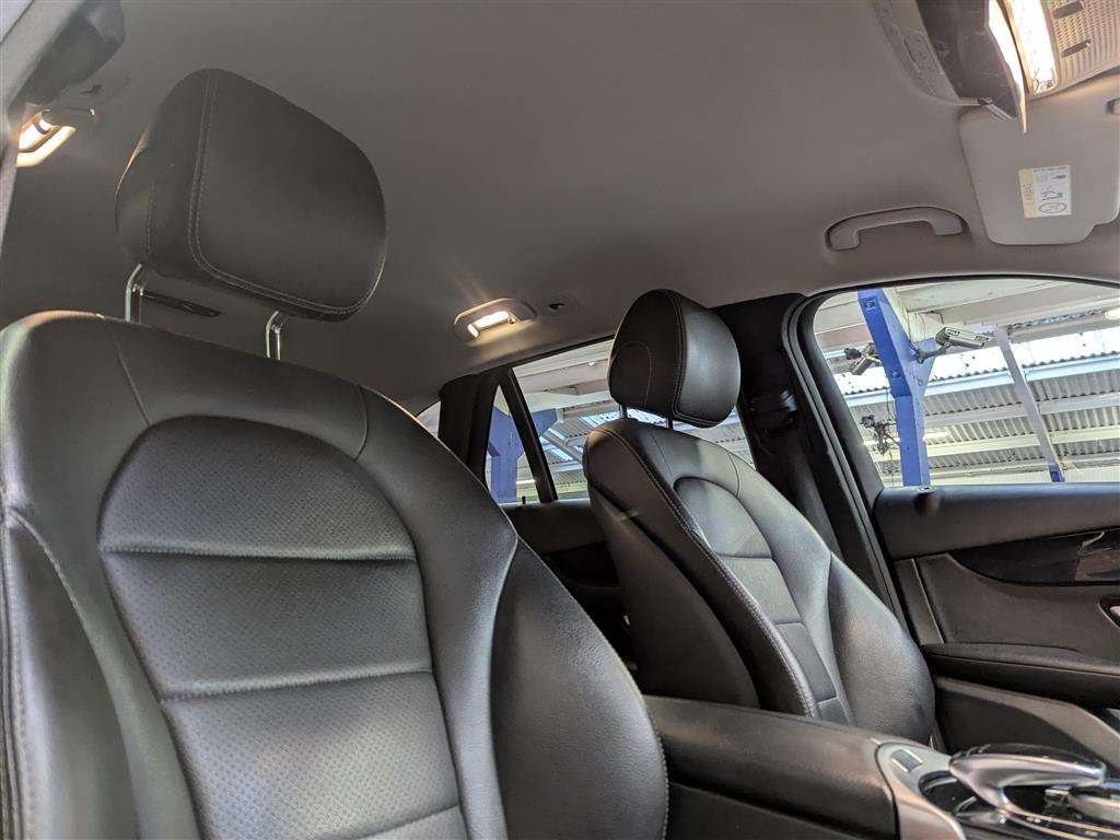 <p>2016 MERCEDES-BENZ GLC 220 D 4MATIC SE EXEC</p>