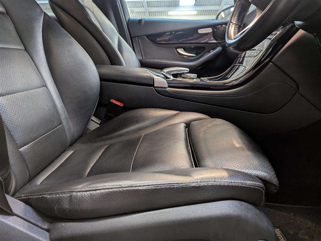 <p>2016 MERCEDES-BENZ GLC 220 D 4MATIC SE EXEC</p>