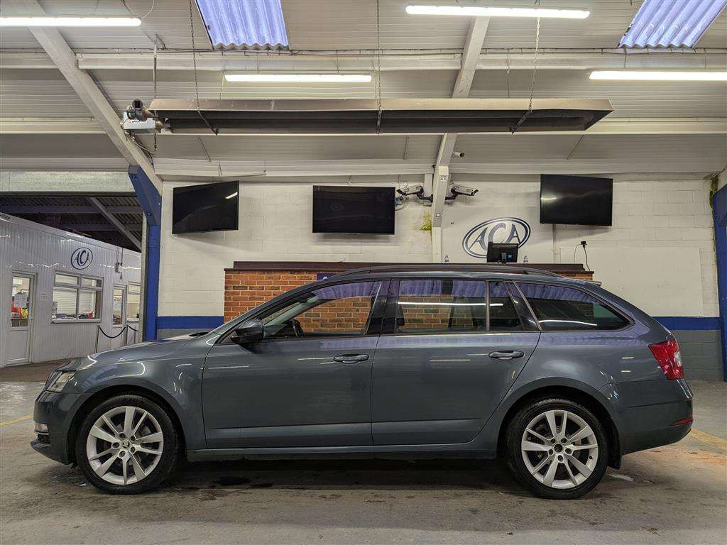 <p>2020 SKODA OCTAVIA **SOLD</p>