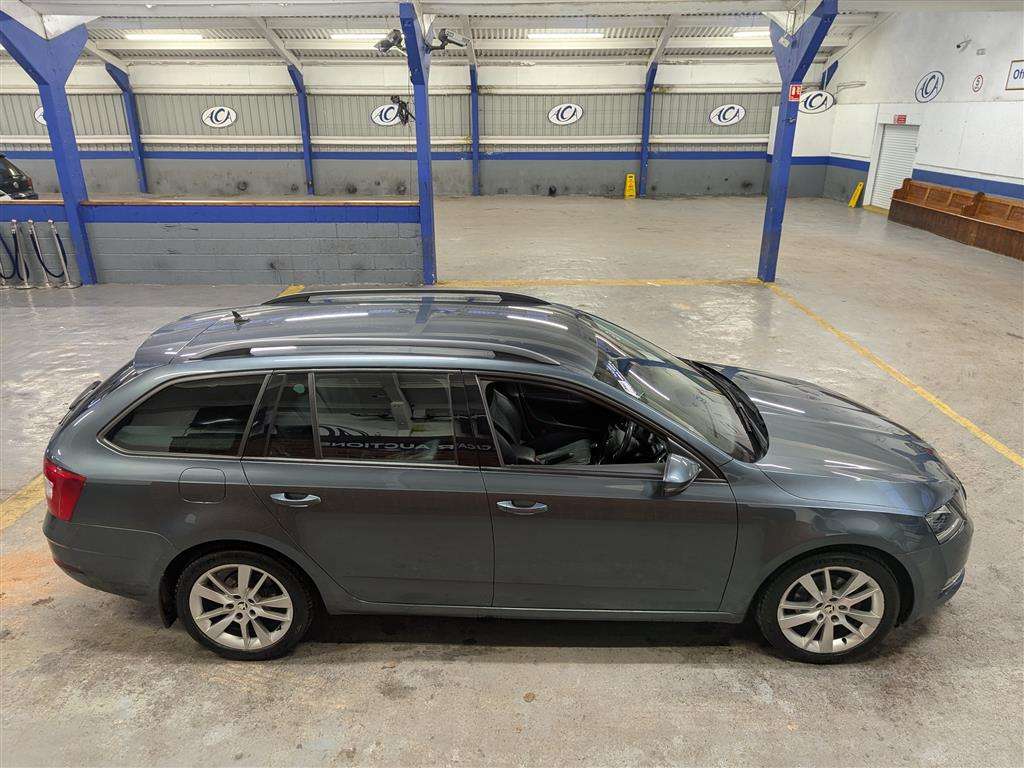 <p>2020 SKODA OCTAVIA **SOLD</p>