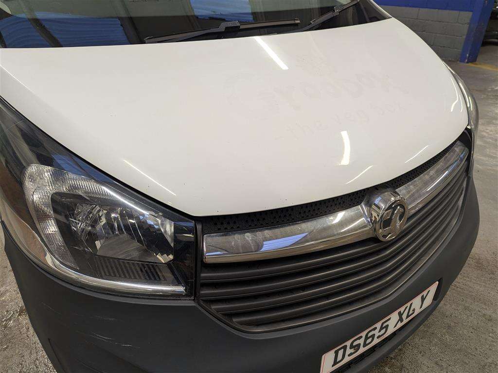 <p>2015 VAUXHALL VIVARO **SOLD</p>