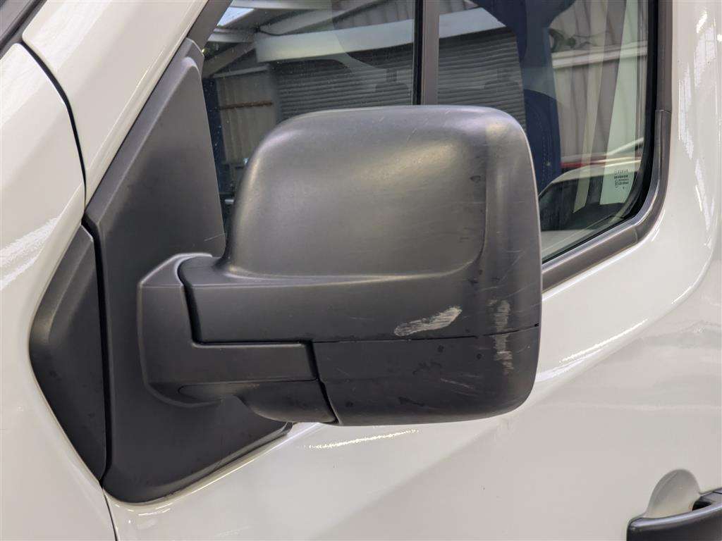 <p>2019 VAUXHALL VIVARO 2900 SPORT CDTI BT</p>