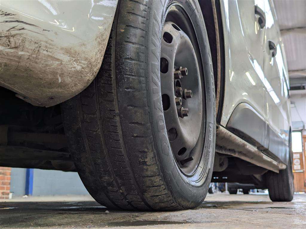 <p>2019 VAUXHALL VIVARO 2900 SPORT CDTI BT</p>