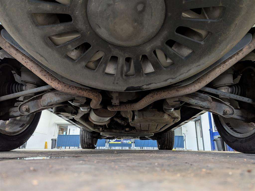 <p>2015 LAND ROVER DISCOVERY HSE SDV6 AUTO</p>