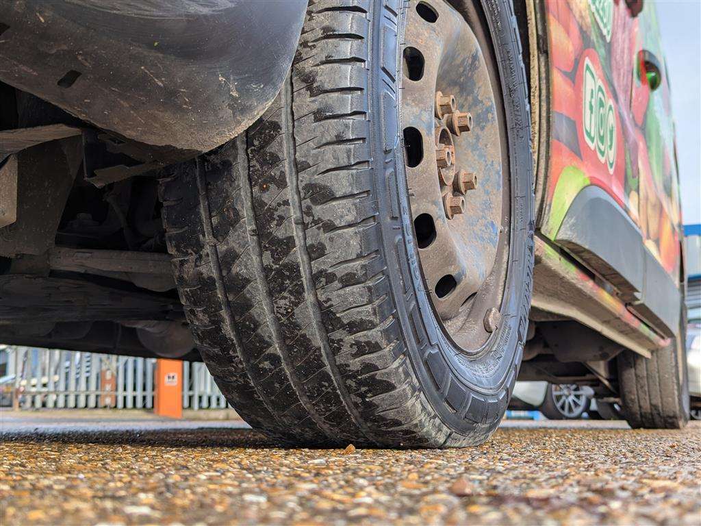 <p>2017 RENAULT TRAFIC SL27 **SOLD</p>