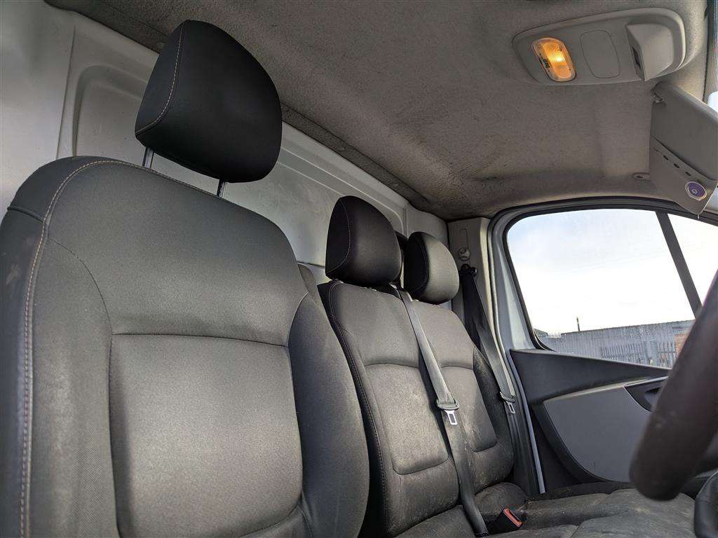 <p>2017 RENAULT TRAFIC SL27 **SOLD</p>