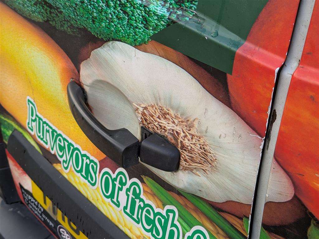 <p>2017 RENAULT TRAFIC SL27 **SOLD</p>