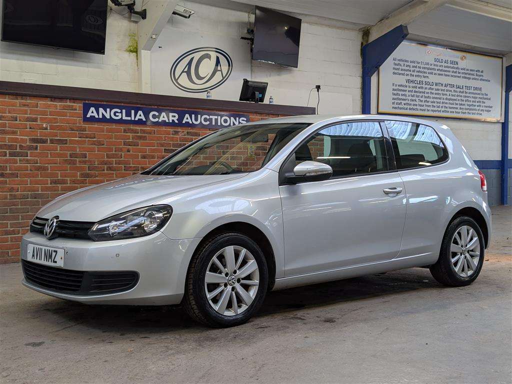 <p>2011 VOLKSWAGEN GOLF MATCH TDI BLUETECH</p>