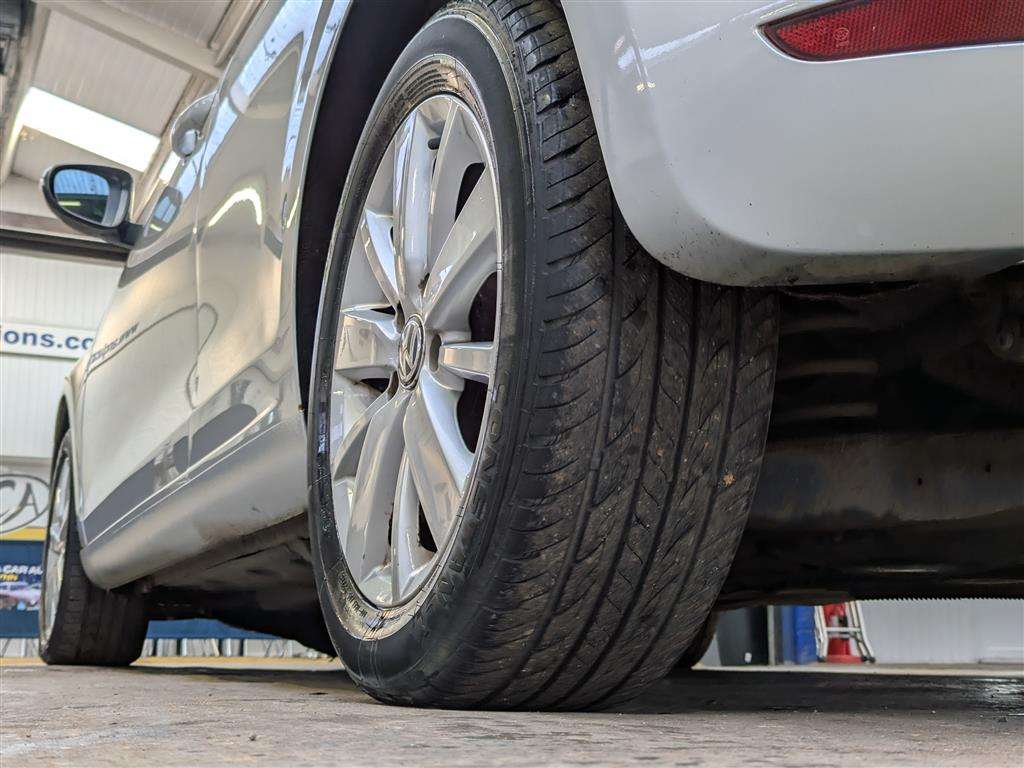 <p>2011 VOLKSWAGEN GOLF MATCH TDI BLUETECH</p>