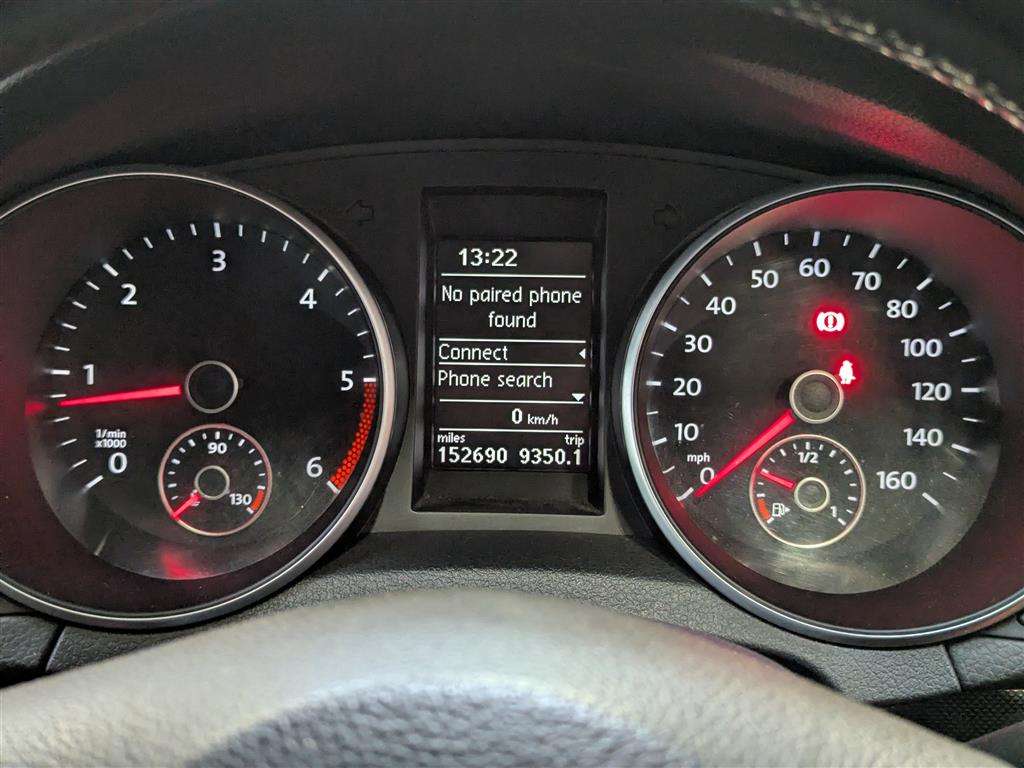 <p>2011 VOLKSWAGEN GOLF MATCH TDI BLUETECH</p>