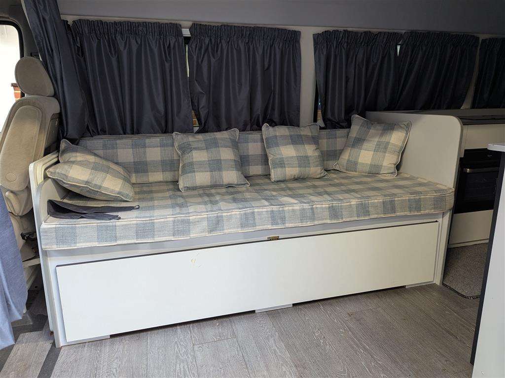 <p>2010 VOLKSWAGEN CRAFTER **SOLD</p>