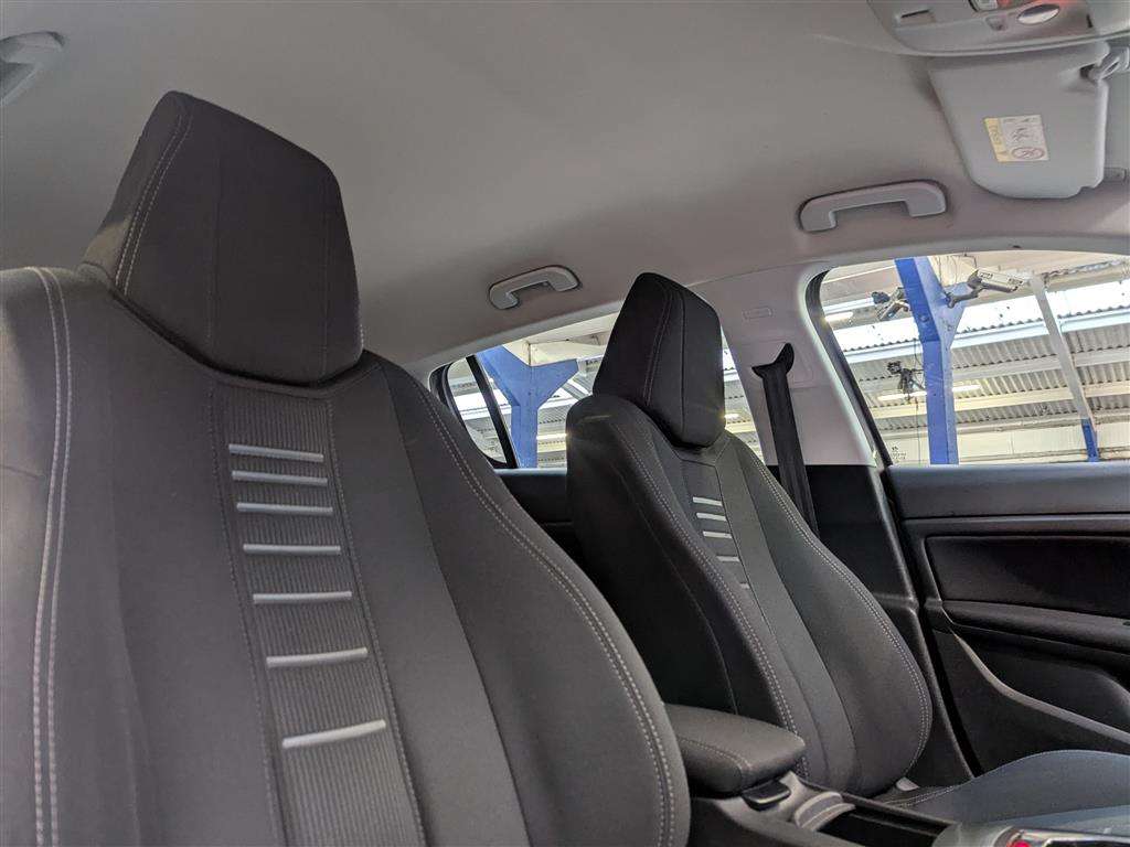<p>2014 PEUGEOT 308 ALLURE THP</p>