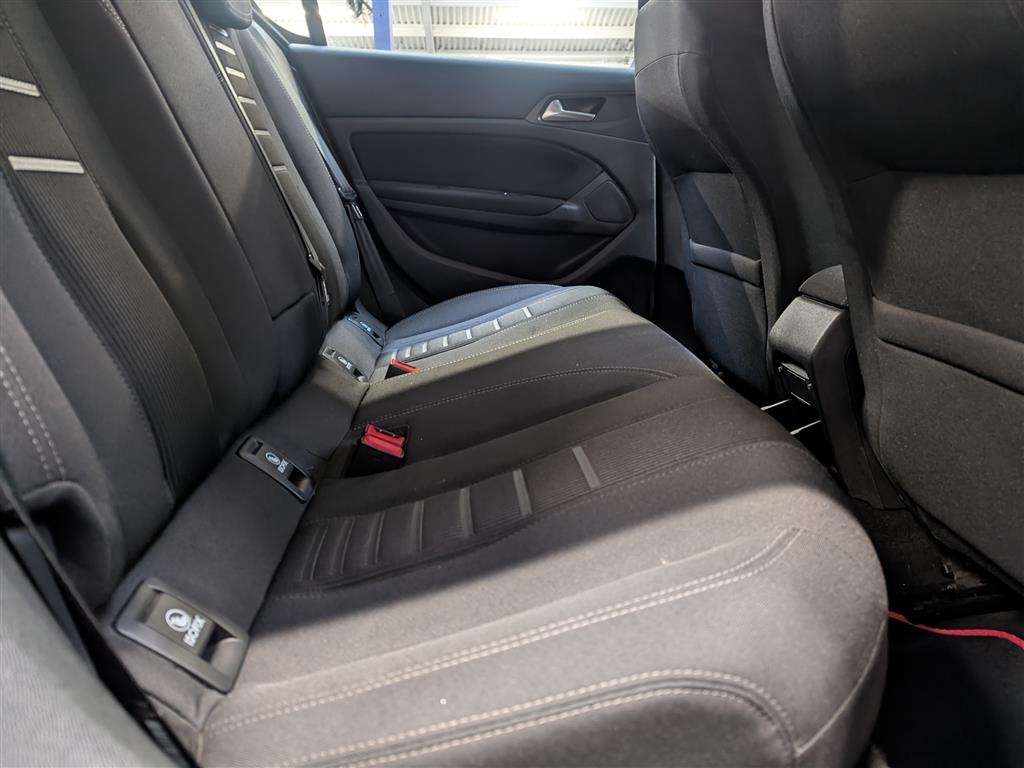 <p>2014 PEUGEOT 308 ALLURE THP</p>