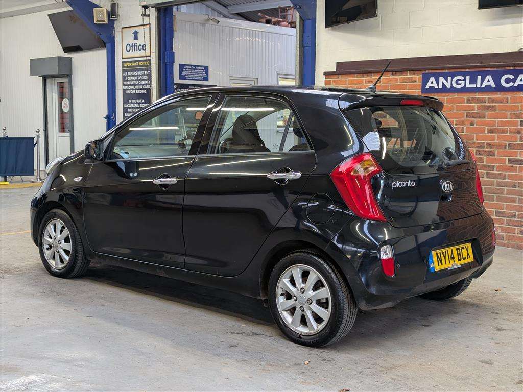 <p>2014 KIA PICANTO VR7</p>