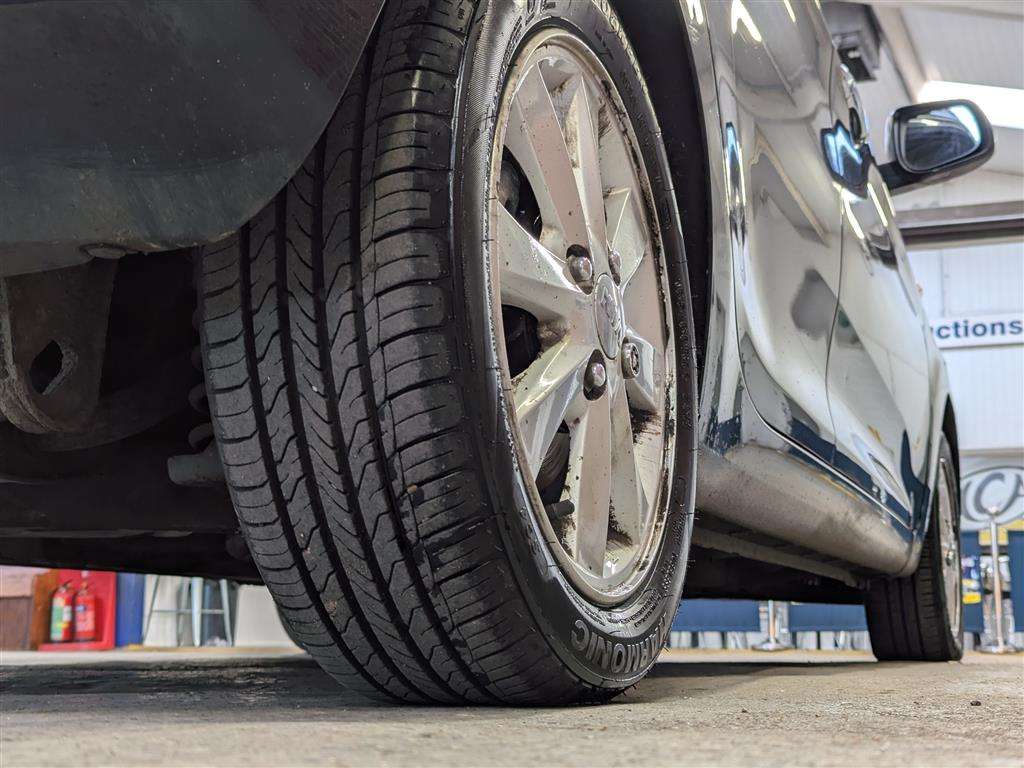 <p>2014 KIA PICANTO VR7</p>