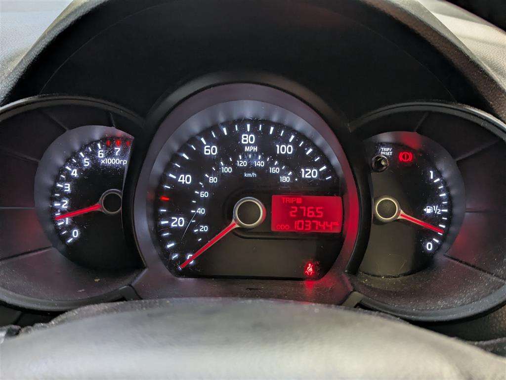 <p>2014 KIA PICANTO VR7</p>